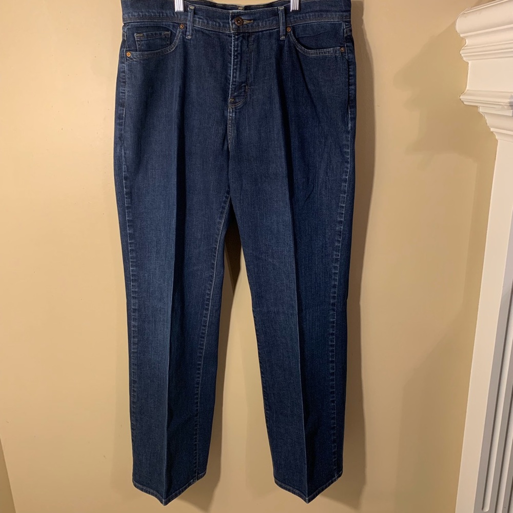 Levi’s - Picture 3 of 6
